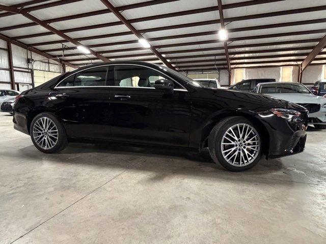 Used 2025 Mercedes-Benz CLA 250 image 5