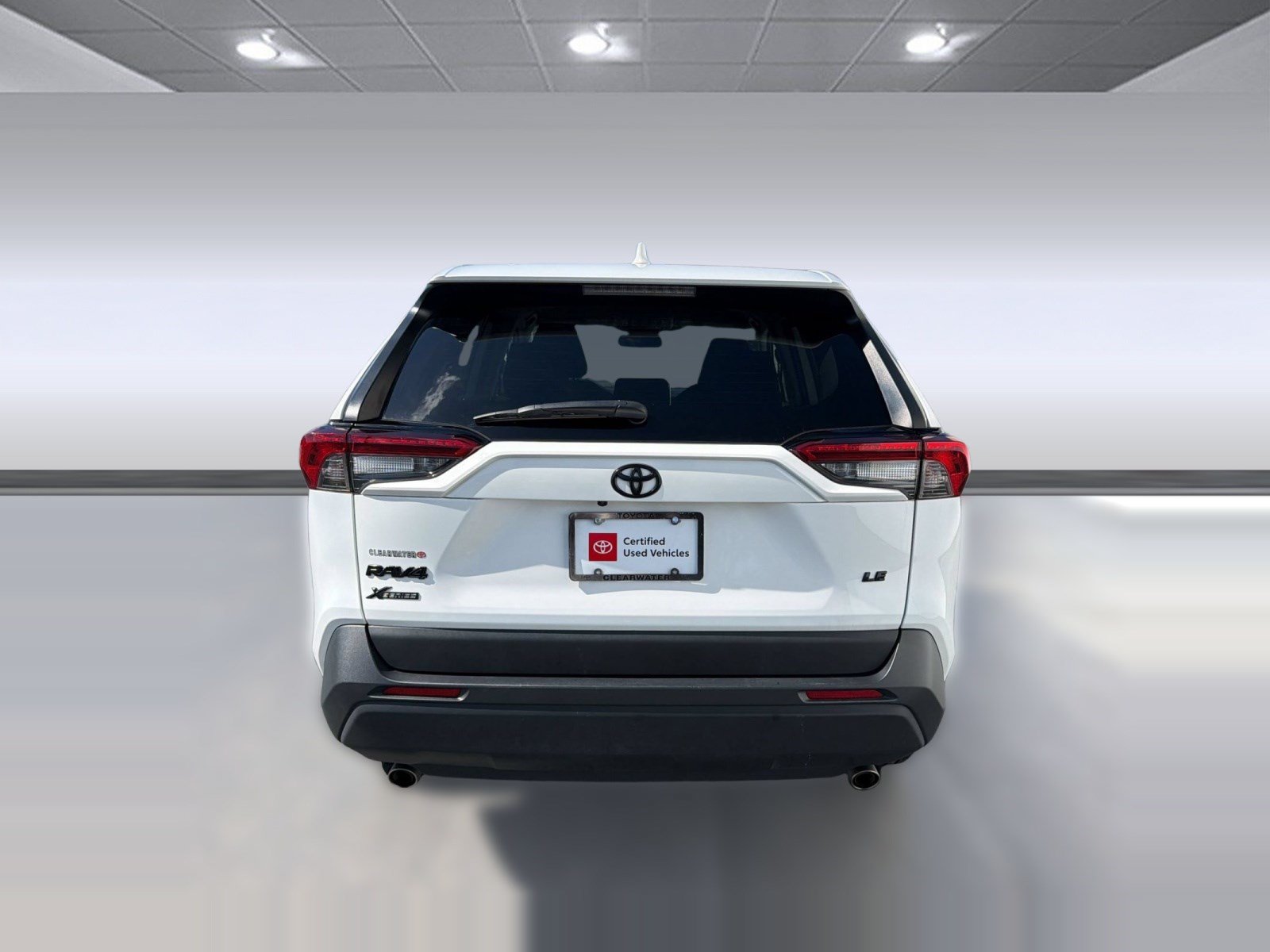 Certified 2024 Toyota RAV4 LE FWD image 10