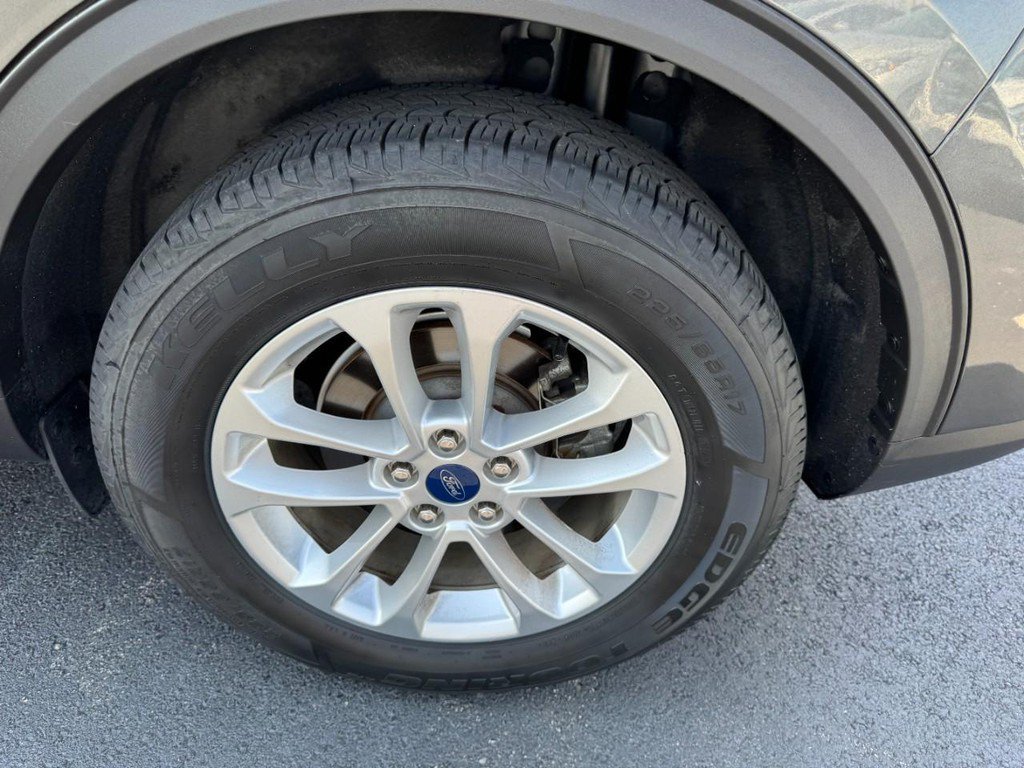 Used 2020 Ford Escape SE FWD image 7