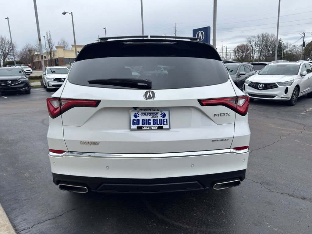 Certified 2024 Acura MDX SH-AWD w/ Technology Package image 4