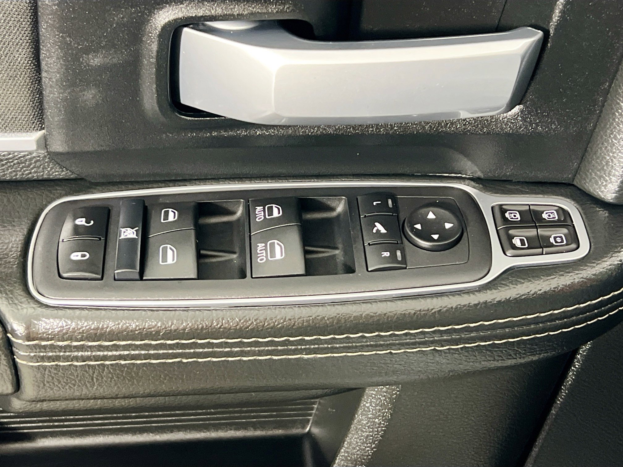 Used 2024 RAM 2500 Big Horn image 16