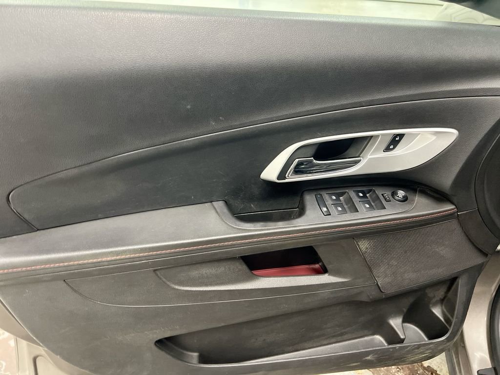 Used 2012 Chevrolet Equinox LT FWD image 21