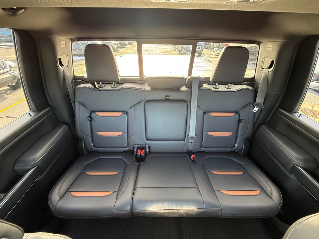 Used 2020 GMC Sierra 2500 AT4 w/ AT4 Premium Package image 15