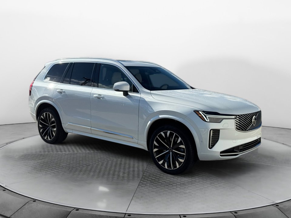 New 2026 Volvo XC90 T8 Plus w/ Protection Package Premier video 1
