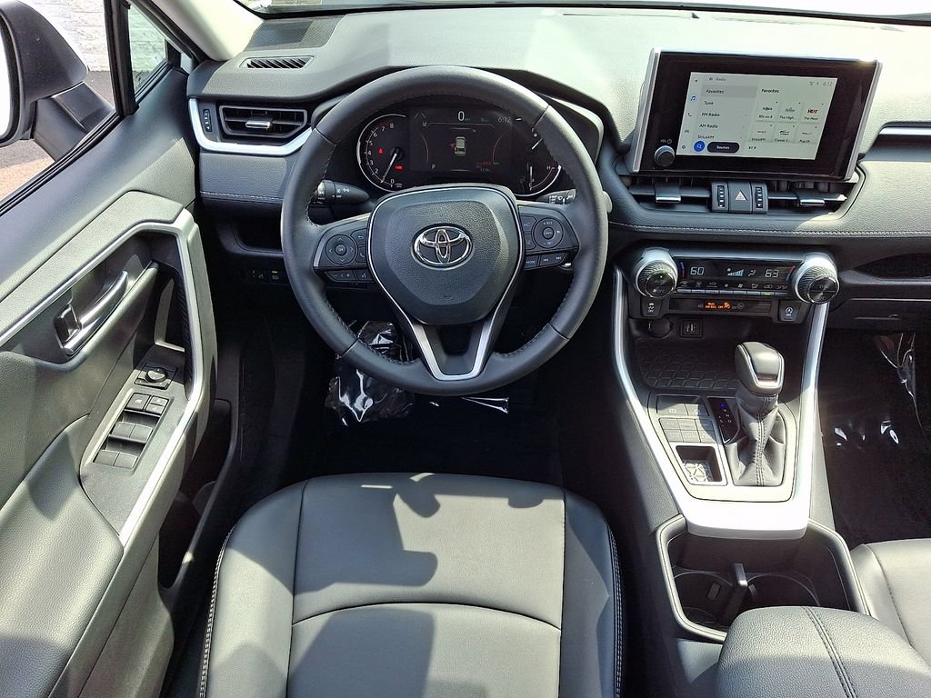 Certified 2025 Toyota RAV4 XLE Premium AWD/4WD image 11