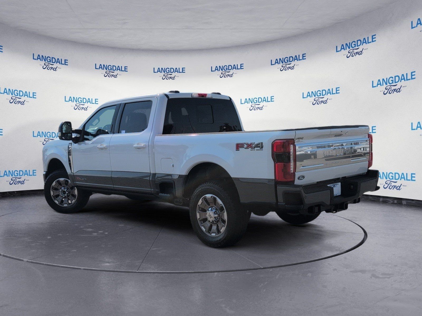 New 2027 Ford F250 King Ranch AWD/4WD image 9