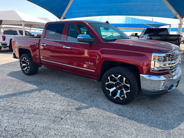 Used 2018 Chevrolet Silverado 1500 LTZ w/ Texas Edition AWD/4WD image 3