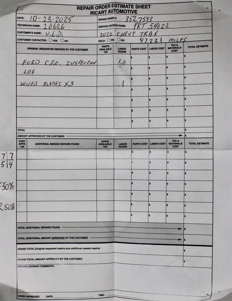 Used 2020 Chevrolet Trax LT w/ Redline Edition image 4