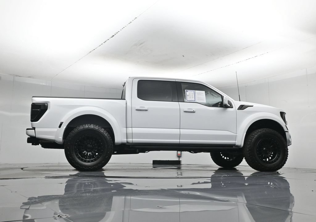 Used 2022 Ford F150 Raptor w/ Equipment Group 801A High AWD/4WD image 56
