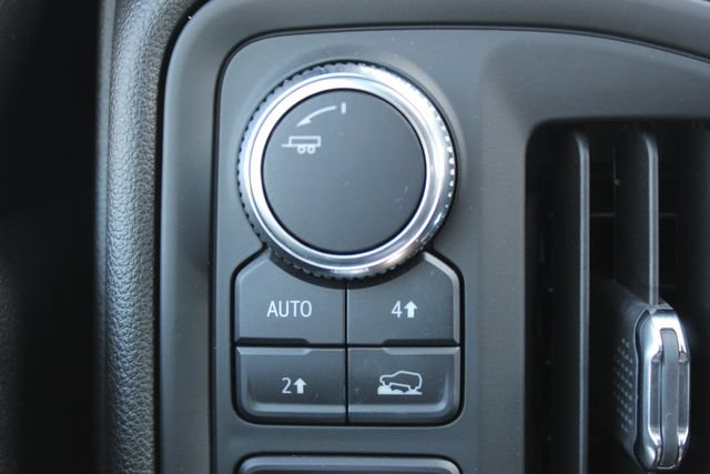 Used 2024 GMC Sierra 1500 Pro w/ Pro Value Package AWD/4WD image 14