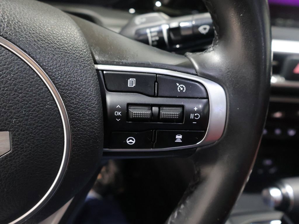 Used 2022 Kia K5 GT-Line w/ GT-Line FWD Premium Package image 35
