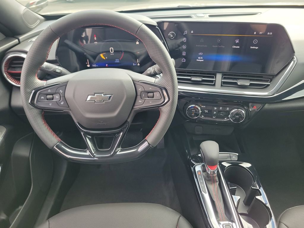 New 2026 Chevrolet Trax RS w/ Sunroof Package FWD image 4