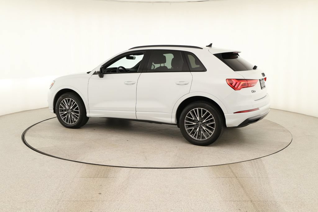 Certified 2023 Audi Q3 2.0T Premium w/ Convenience Package AWD/4WD image 3