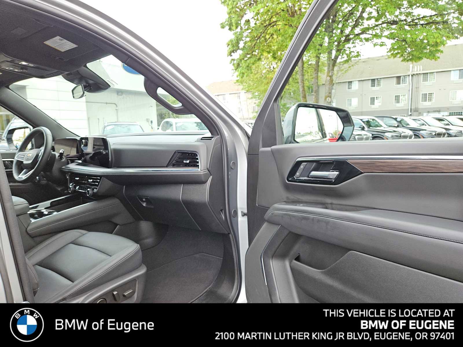 Used 2025 Chevrolet Tahoe LT image 10