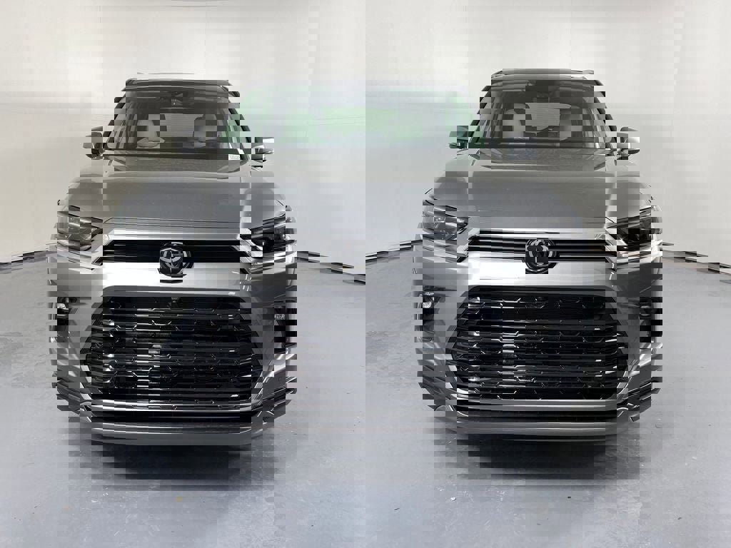 New 2026 Toyota Grand Highlander Limited image 2