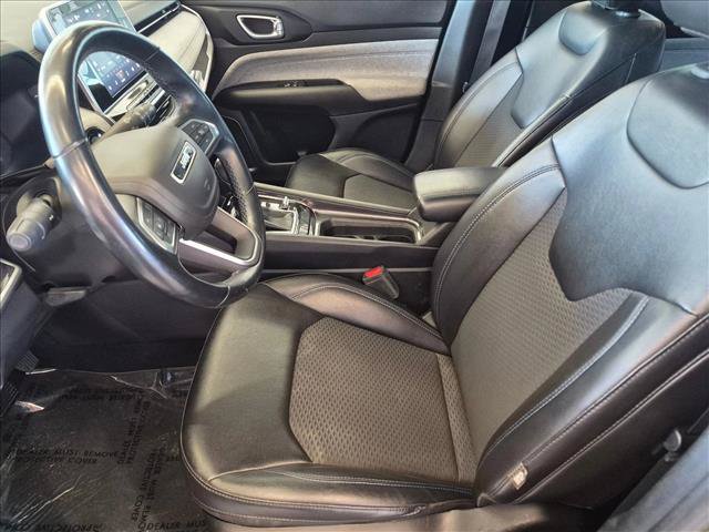 Used 2022 Jeep Compass Latitude w/ Convenience Group AWD/4WD image 15