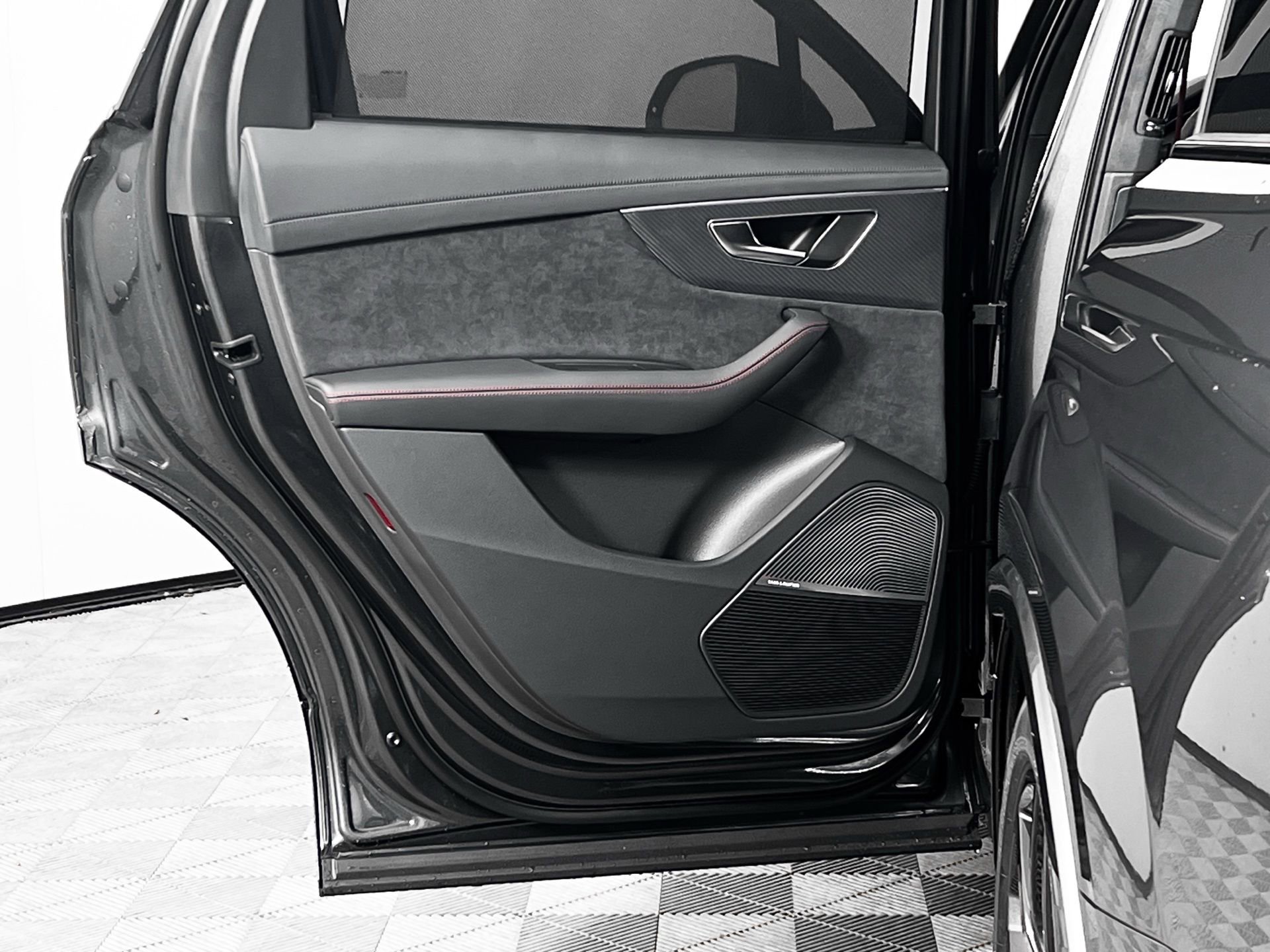 New 2026 Audi SQ7 Prestige image 17