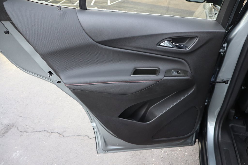 Used 2024 Chevrolet Equinox RS image 24
