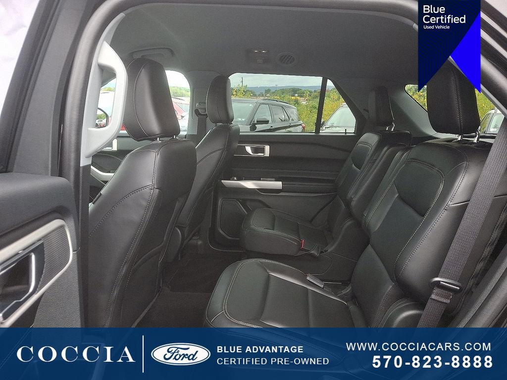 Certified 2022 Ford Explorer XLT w/ Equipment Group 202A image 11