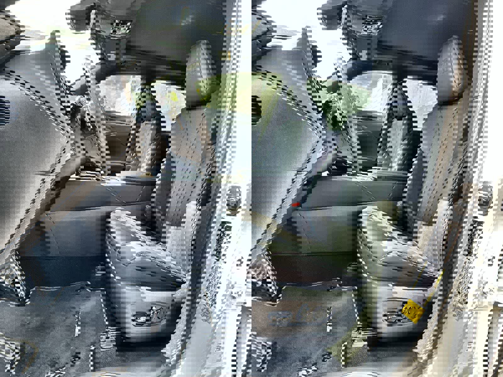 Used 2024 Lexus RX 500h F Sport w/ Convenience Package image 3