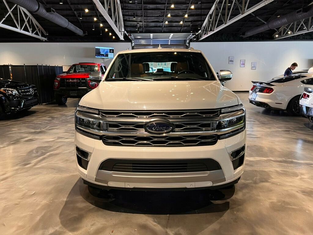 Used 2024 Ford Expedition Platinum image 8
