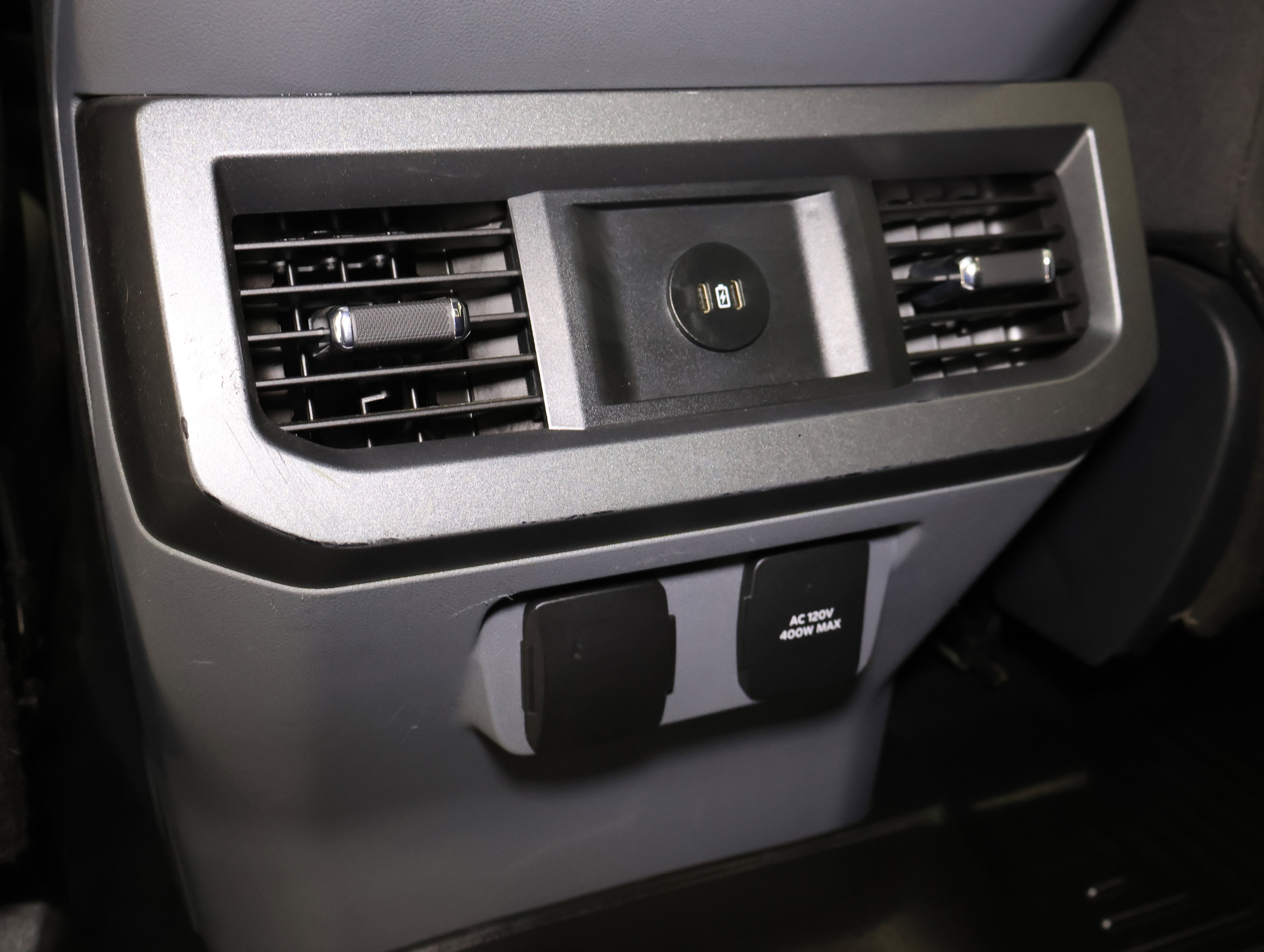 Used 2023 Ford F250 XLT w/ FX4 Off-Road Package image 34