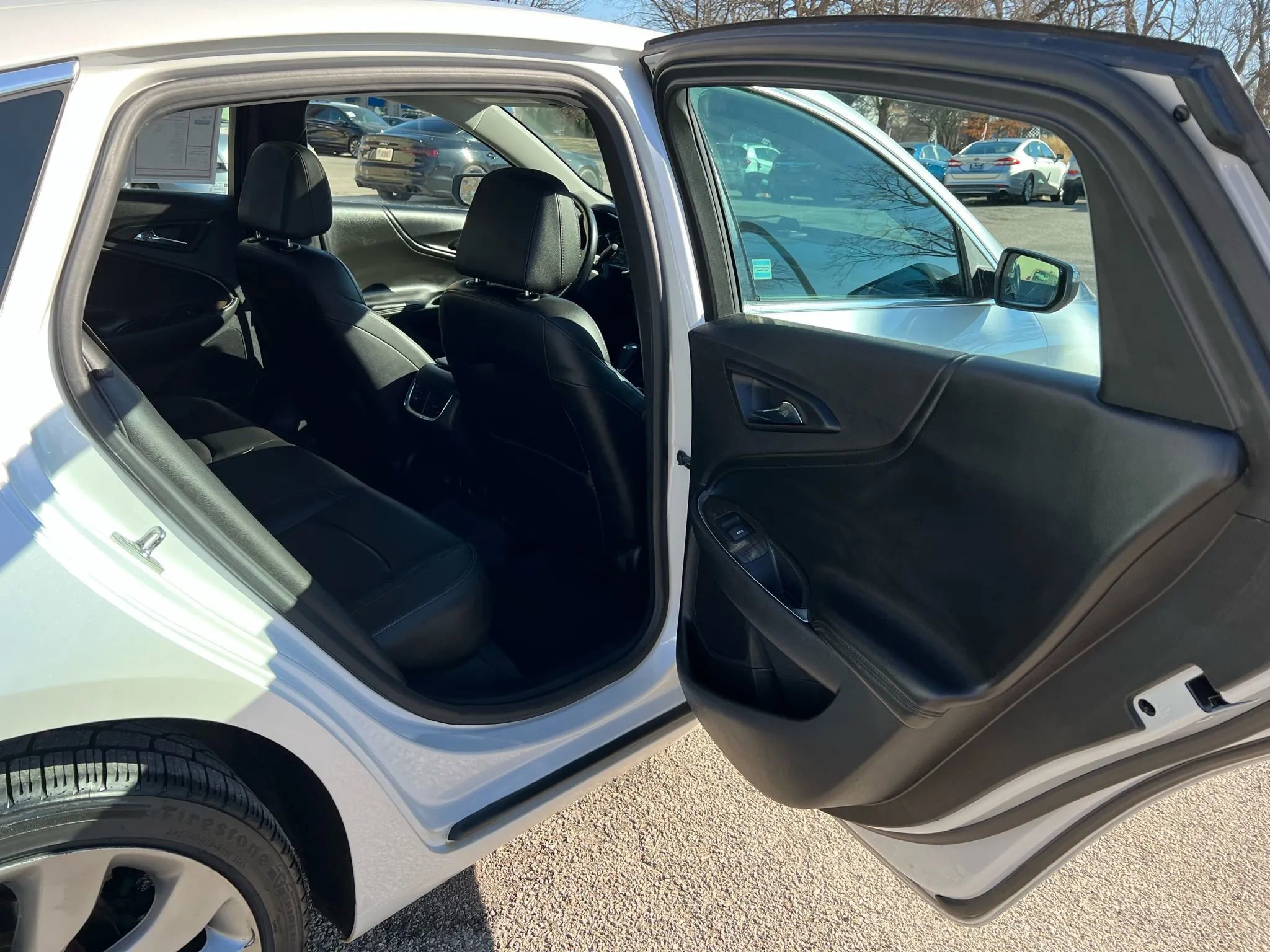 Used 2016 Chevrolet Malibu Premier w/ Driver Confidence Package image 15