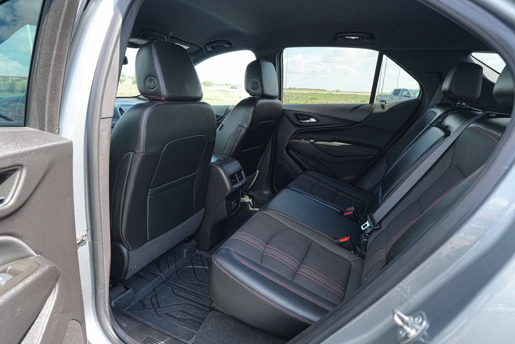 Used 2024 Chevrolet Equinox RS w/ LPO, Floor Liner Package AWD/4WD image 18