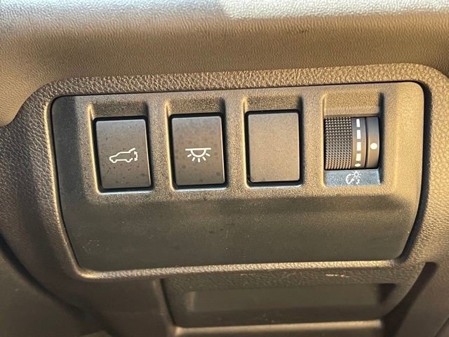 Certified 2025 Subaru Ascent Limited w/ Popular Package #1 image 17