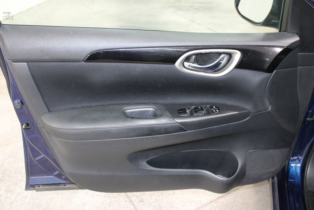 Used 2018 Nissan Sentra SV image 31