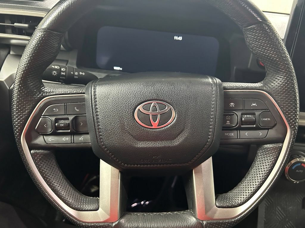 Used 2024 Toyota Tacoma TRD Off-Road AWD/4WD image 17