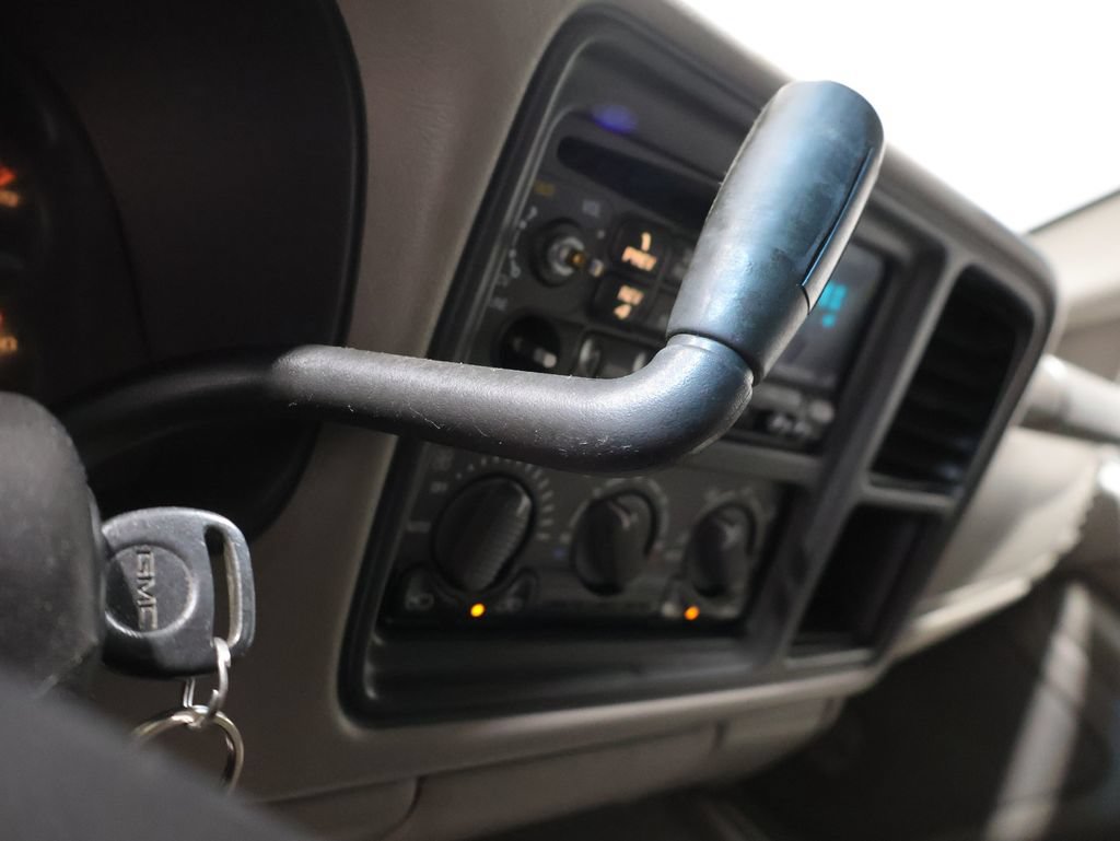Used 2002 GMC Sierra 2500 4x4 Crew Cab HD w/ SLT Marketing Option Pkg image 28