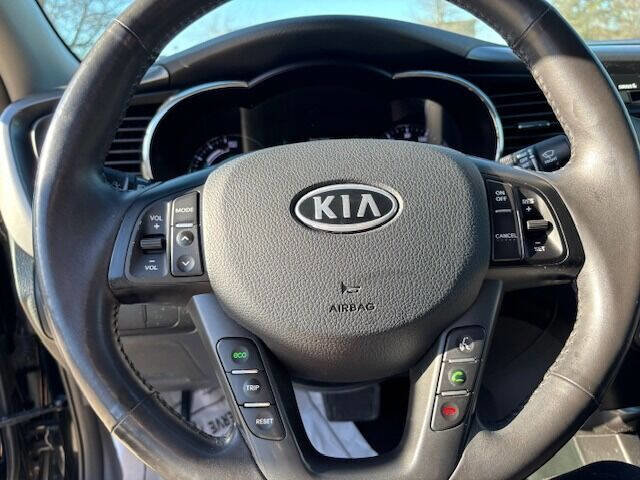 Used 2011 Kia Optima EX FWD image 34