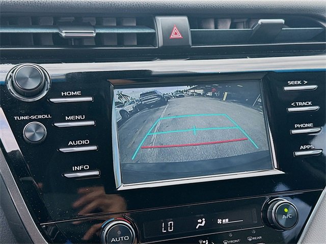 Used 2018 Toyota Camry SE image 13