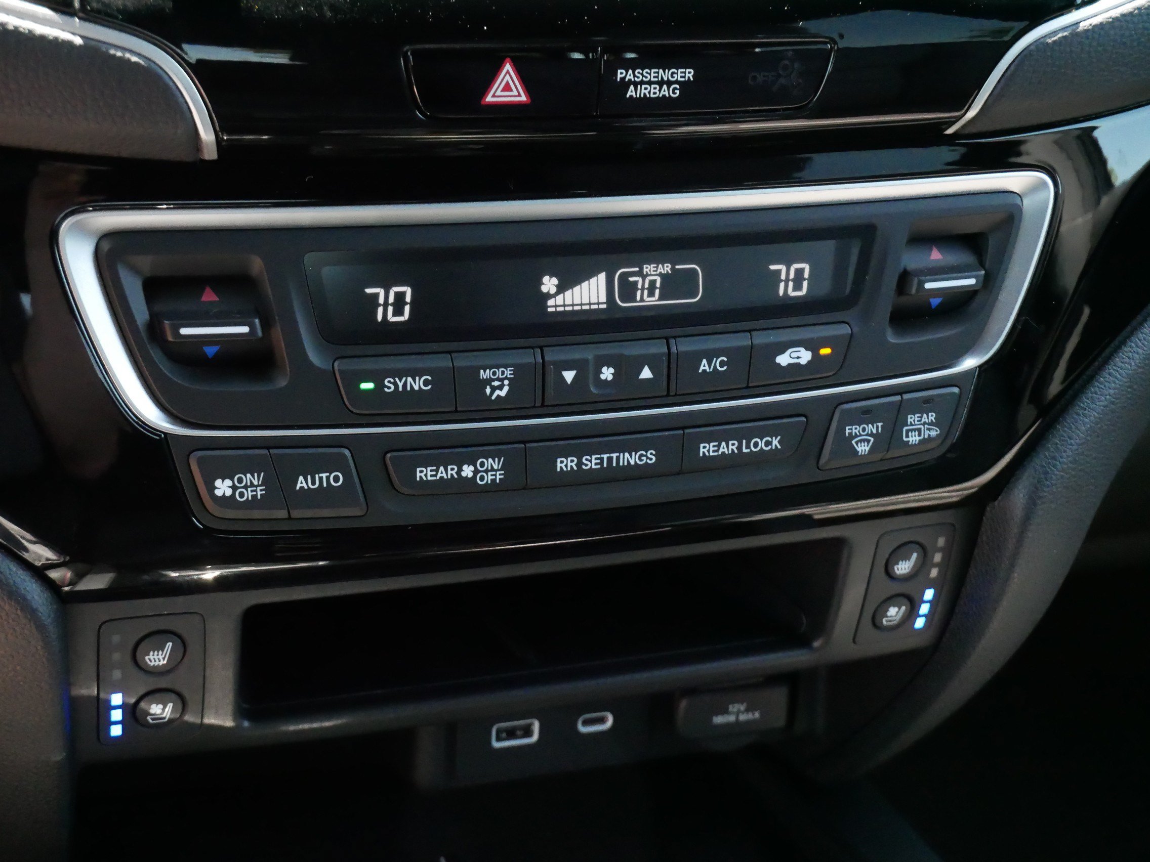 Used 2024 Honda Passport Black Edition image 23