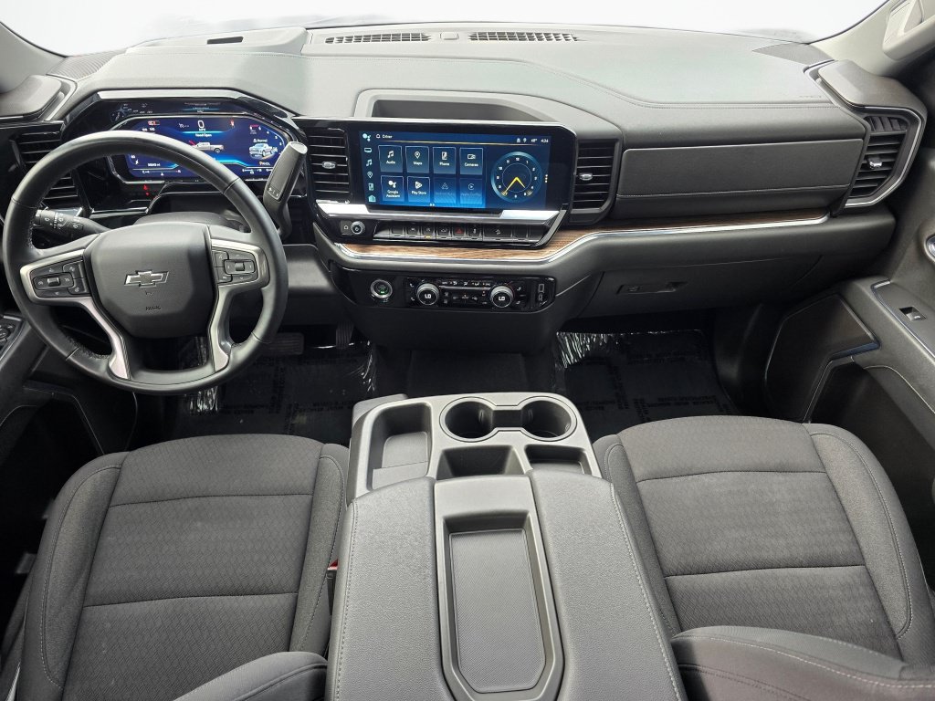 Used 2024 Chevrolet Silverado 1500 RST w/ Z71 Off-Road Package AWD/4WD image 17