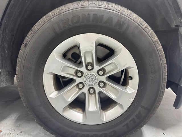 Used 2024 RAM 1500 Laramie AWD/4WD image 4