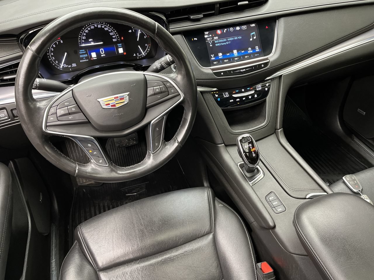 Certified 2018 Cadillac XT5 Premium Luxury AWD/4WD image 15
