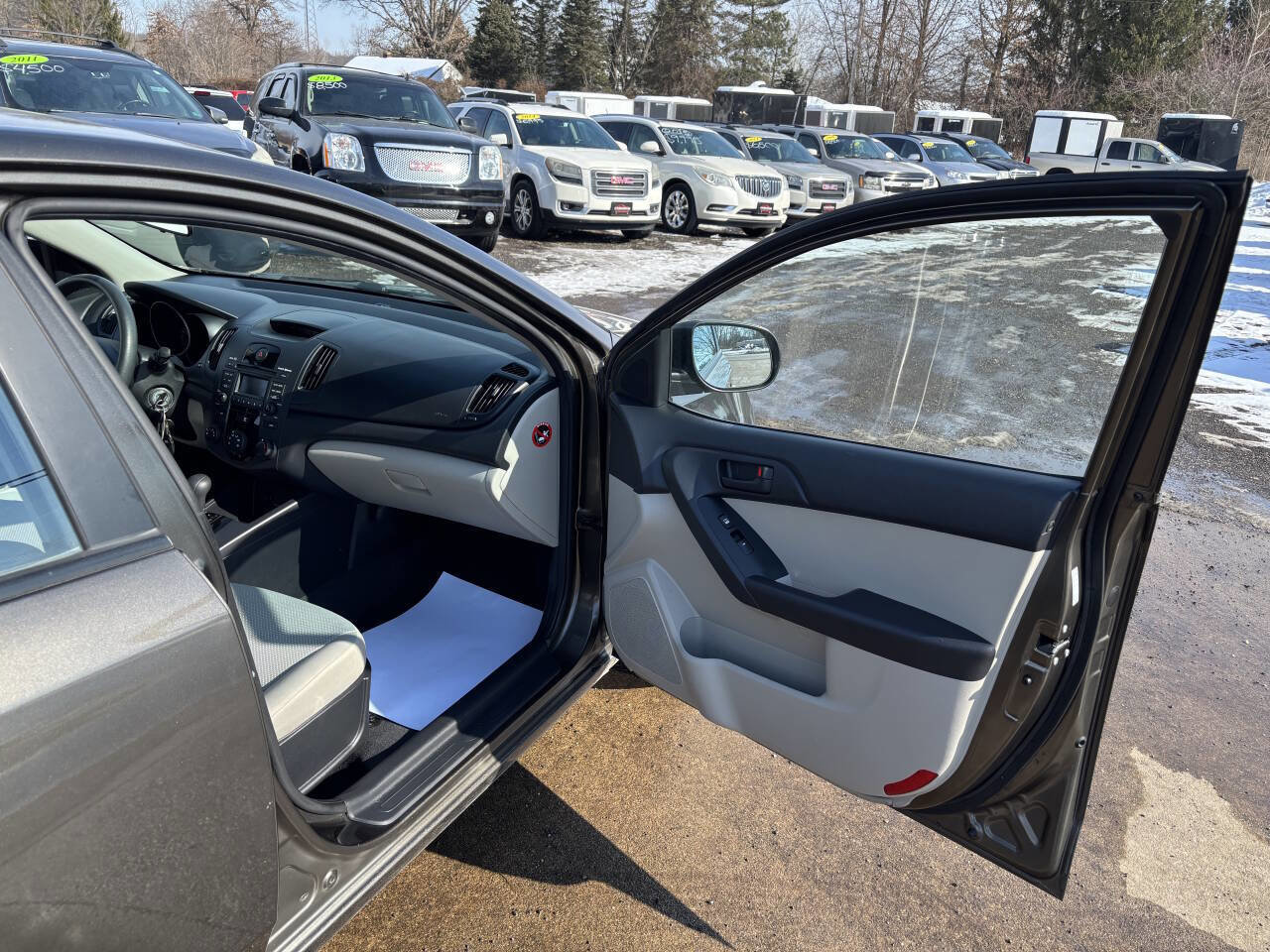 Used 2010 Kia Forte EX image 14