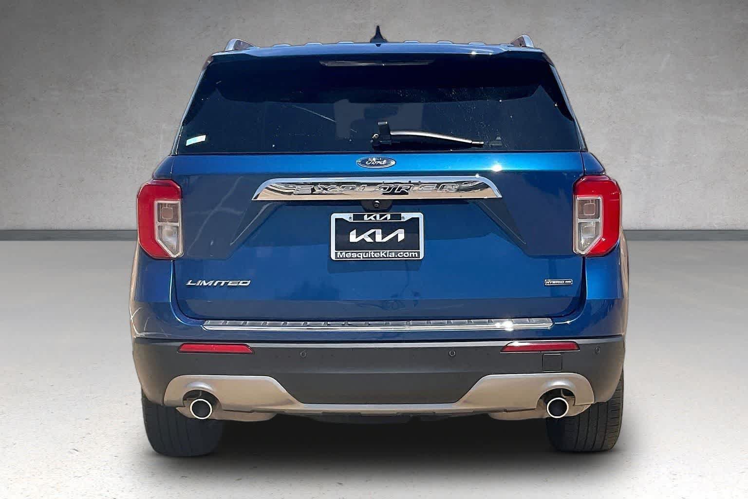 Used 2021 Ford Explorer Limited AWD/4WD image 5