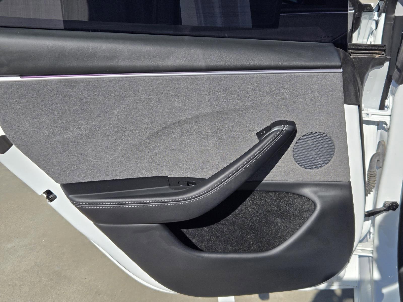 Used 2024 Tesla Model 3 Standard Range image 22