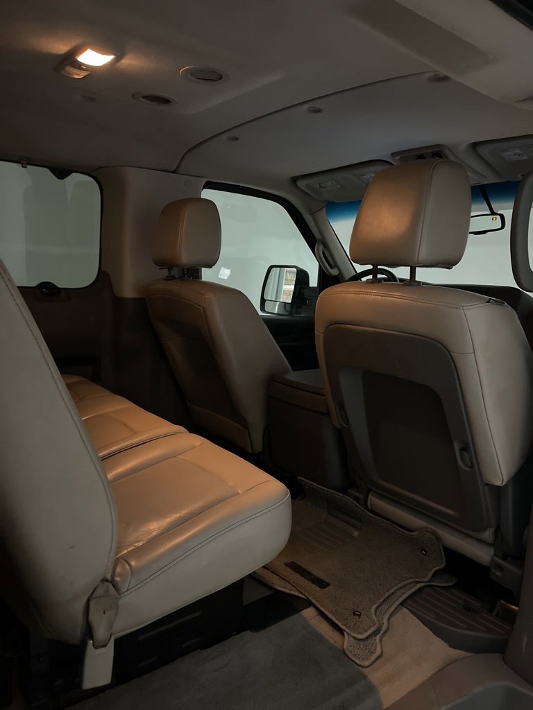 Used 2014 Nissan NV 3500 SL w/ Technology Package image 27