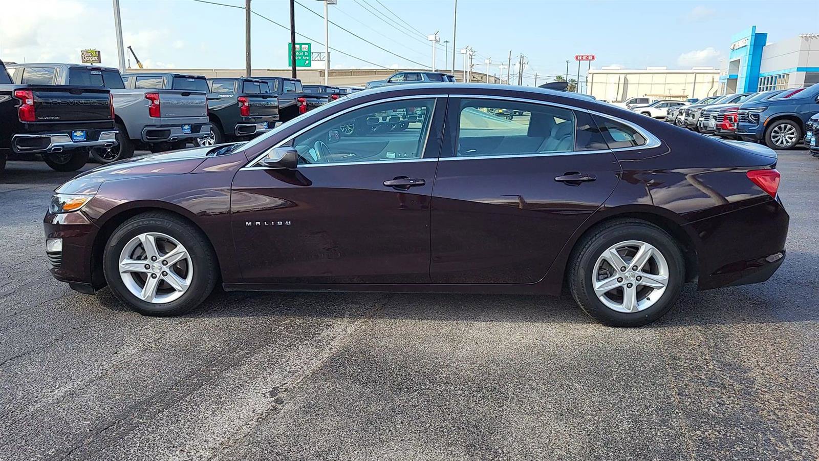 Used 2020 Chevrolet Malibu LS w/ Driver Confidence Package II FWD image 5