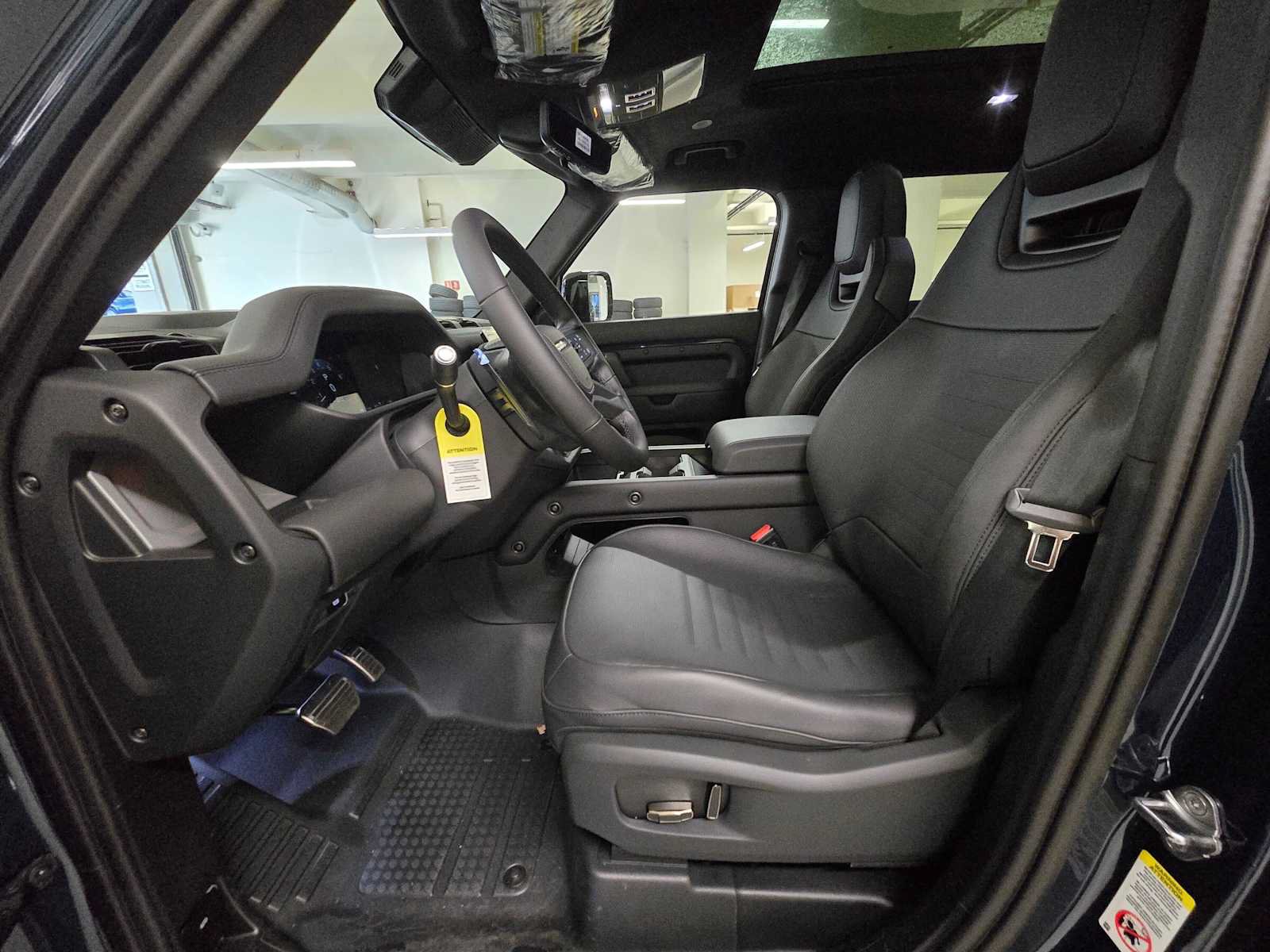 New 2026 Land Rover Defender 110 OCTA AWD/4WD image 18