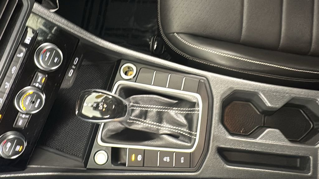 Used 2024 Volkswagen Jetta SE image 27
