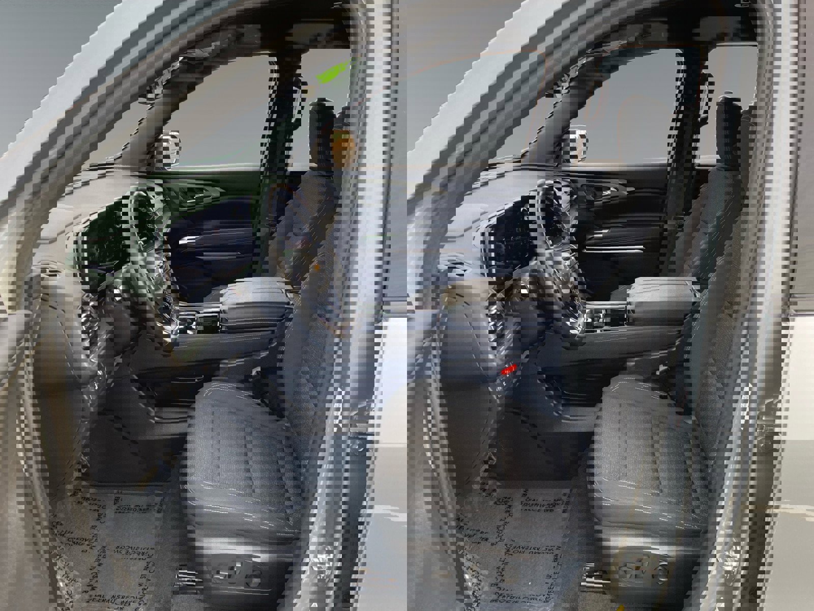 Used 2024 Chevrolet Traverse LT image 9