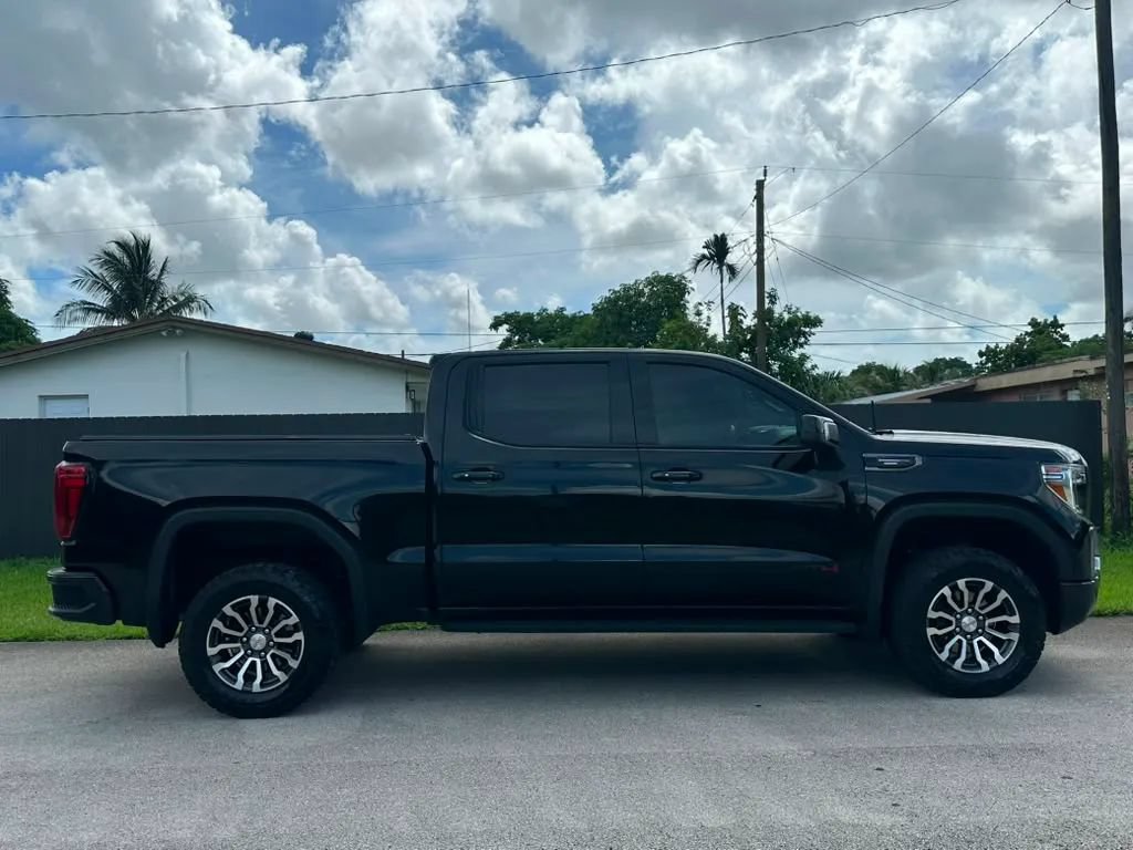 Used 2021 GMC Sierra 1500 AT4 w/ AT4 Premium Package AWD/4WD image 3