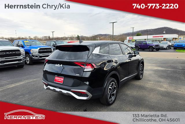 Used 2023 Kia Sportage LX image 29