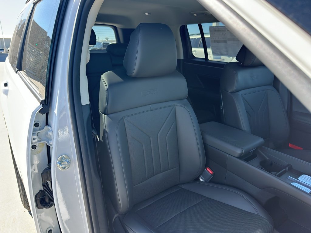 New 2026 Hyundai Santa Fe XRT AWD/4WD image 30