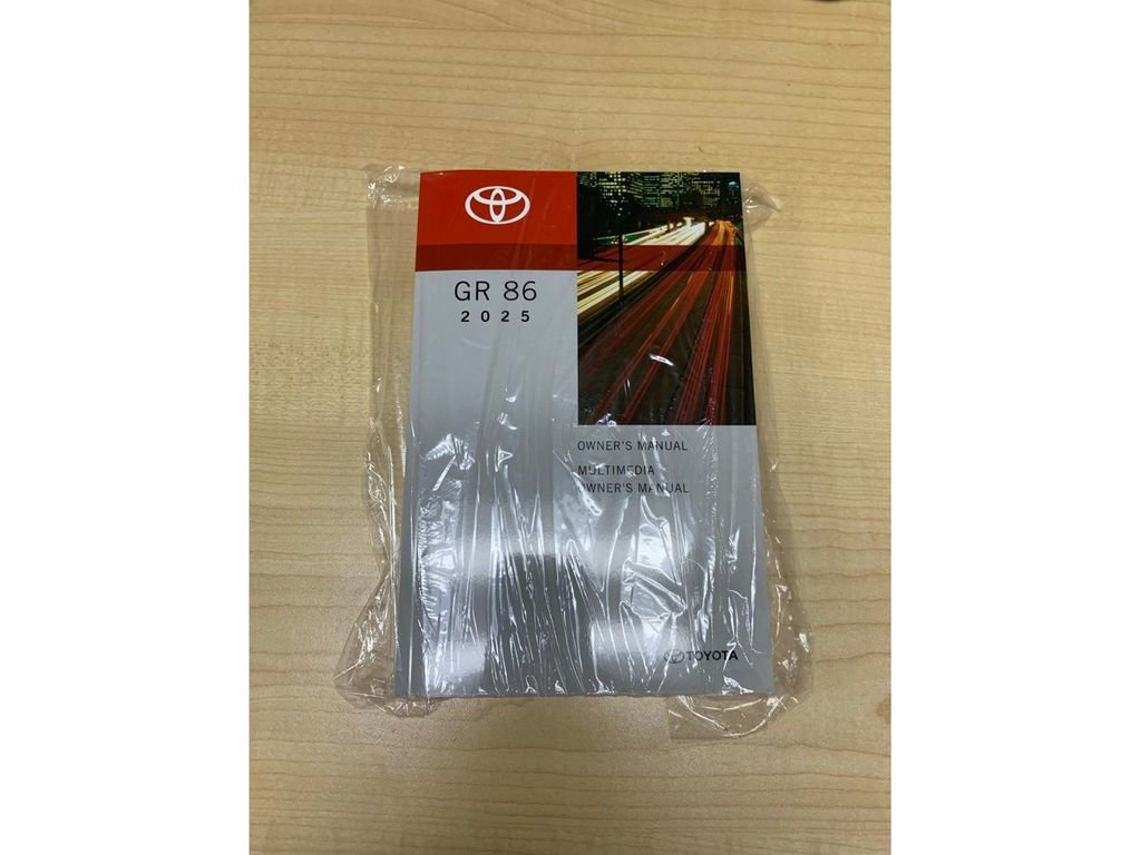 New 2025 Toyota GR86 Premium image 32